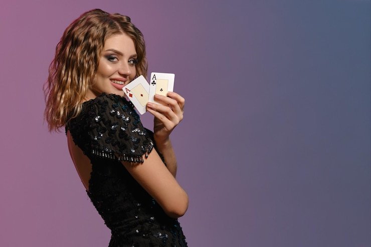 Perbandingan Tabel Hadiah untuk tiga permainan slot berbeda di best188 menunjukkan variasi RTP dan volatilitas